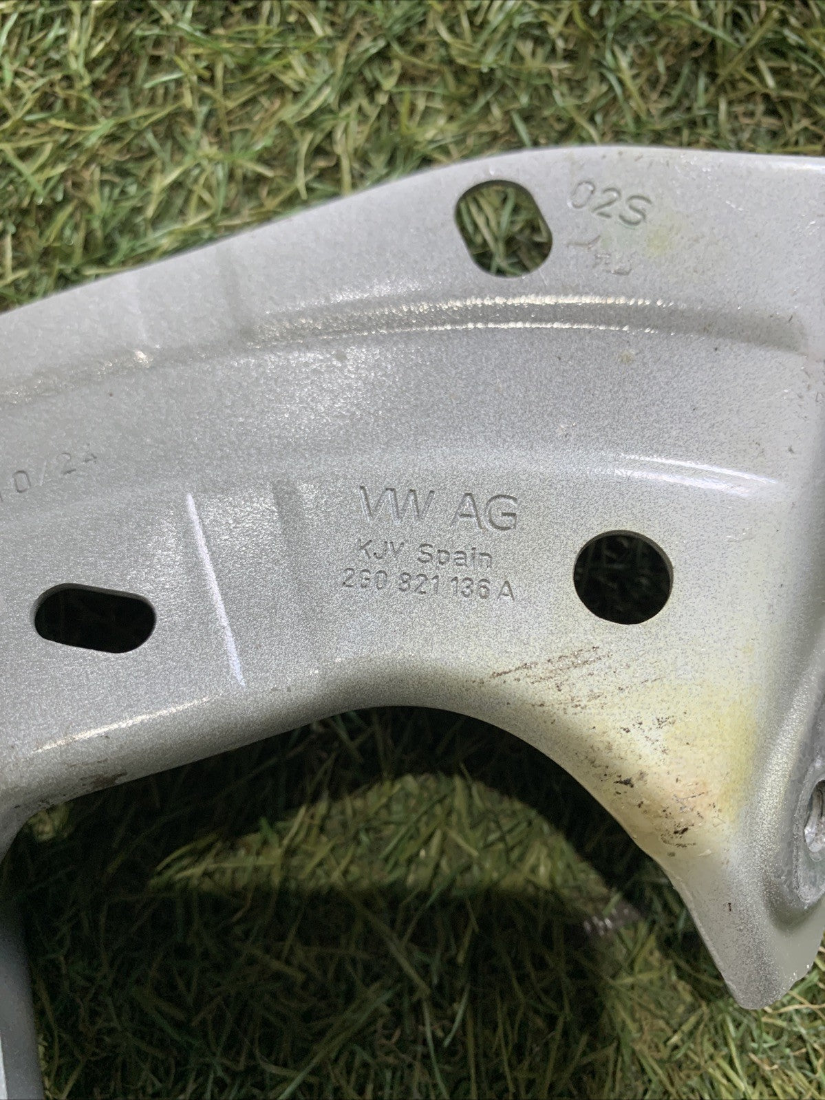 Supporto Parafango Anteriore Destro Volkswagen Polo 2024 2G0821136A
