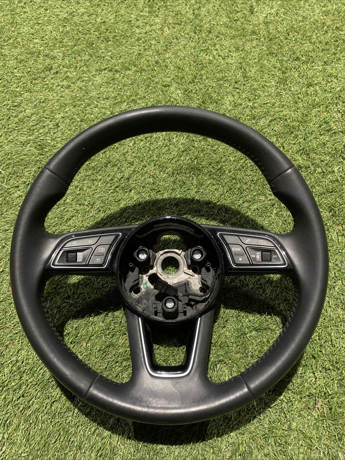 VOLANTE AUDI Q2 2016 8V0419091CG (3)