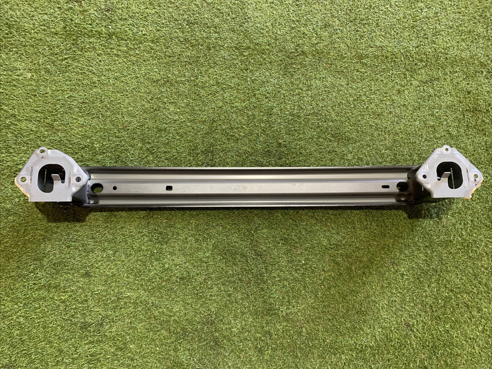 TRAVERSA PARAURTI POSTERIORE PER TOYOTA Yaris Cross Serie 250947-80 (20>)