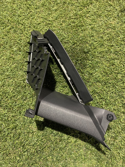 5H0868144 MODANATURA RIVESTIMENTO MONTANTE ANTERIORE DESTRO VOLKSWAGEN GOLF 8