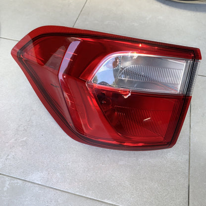 CN15-13405-BC STOP FANALE POSTERIORE SINISTRO LATO GUIDA FORD EcoSport 2022
