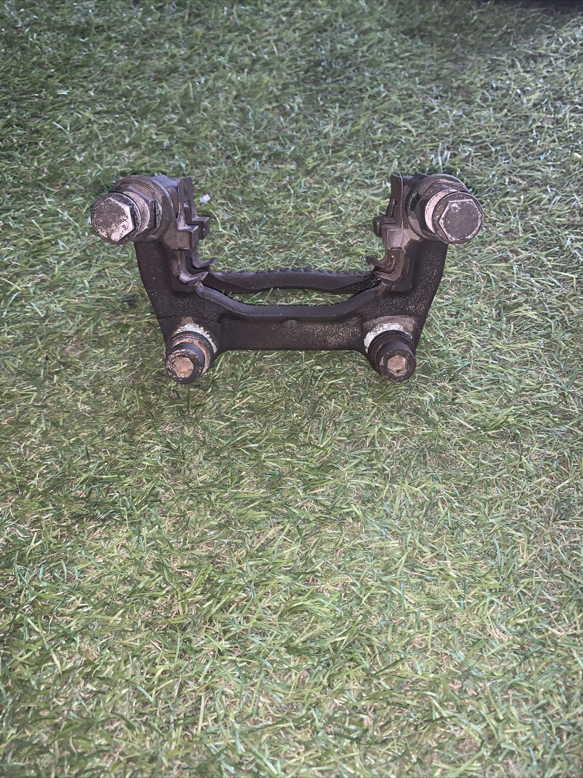 Porta Pinza Freno Posteriore Sx Fiat Panda 4x4 Dal 2004/2012 Originale