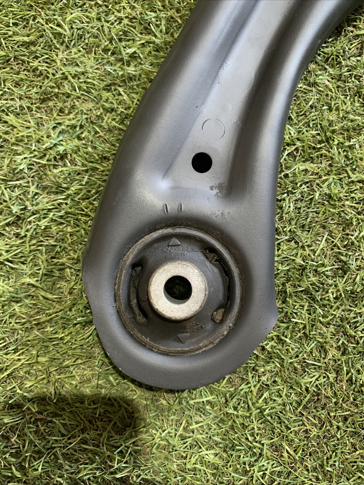 Braccio Oscillante Anteriore Destro Volkswagen Up 1S0407152