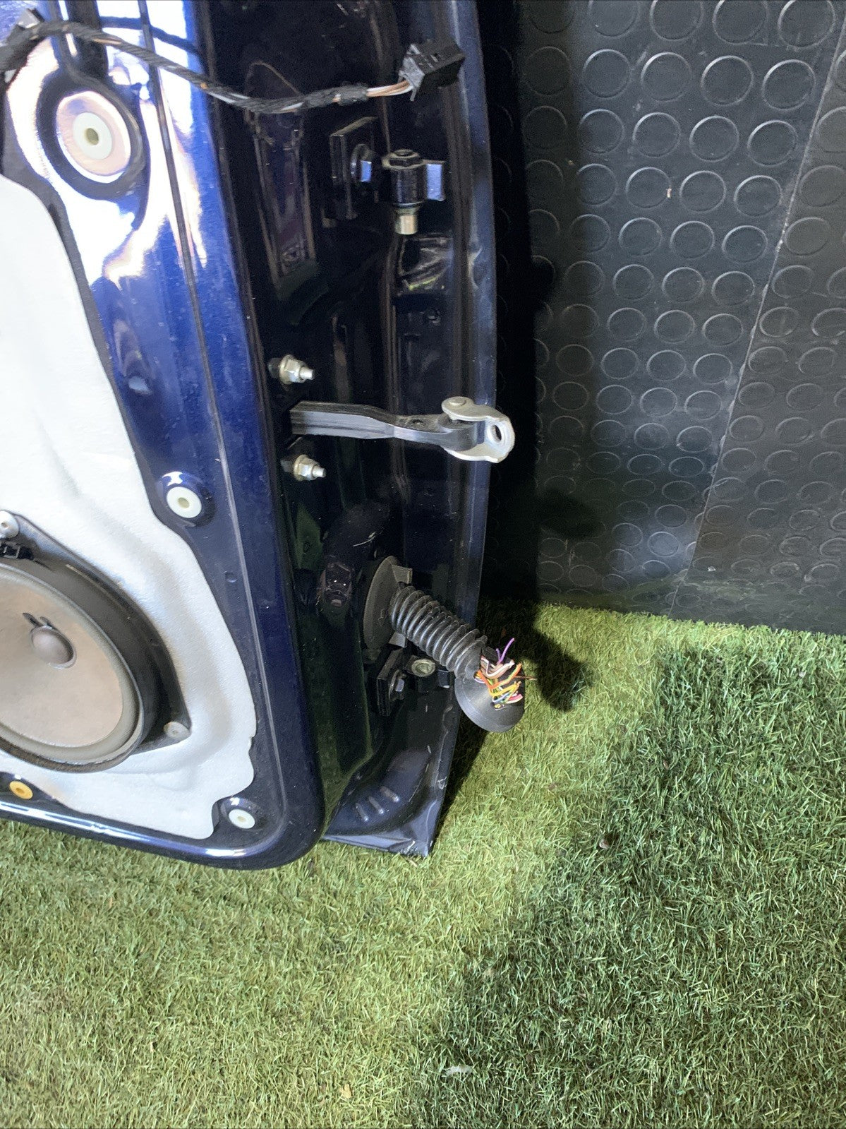 PORTA PORTIERA SPORTELLO ANTERIORE SINISTRO LANCIA YPSILON DAL 2011