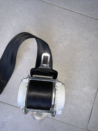 8P0857805 CINTURA DI SICUREZZA POSTERIORE SINISTRA AUDI A3 2.0 103KW 3P D 6M