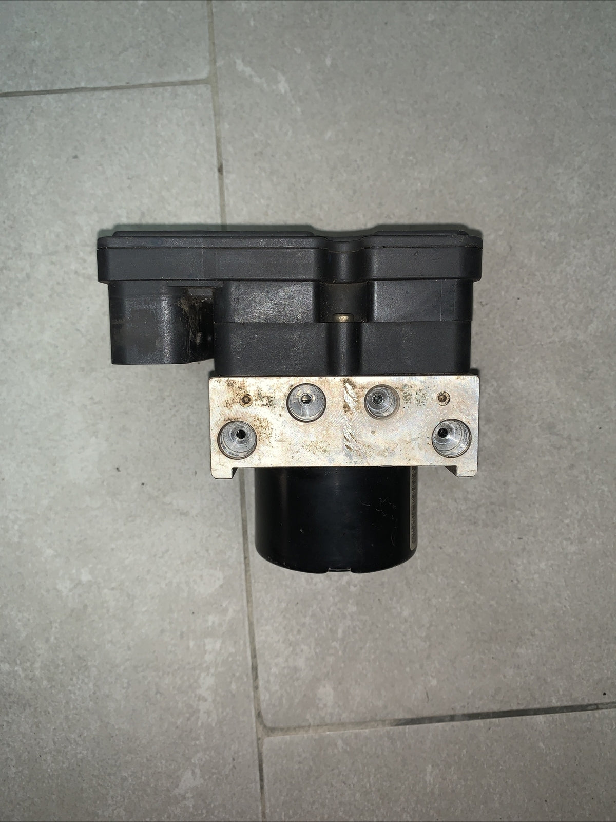 4s61-2m110-da CENTRALINA POMPA AGGREGATO ABS FORD FIESTA 1.4 ANNO DAL 2008