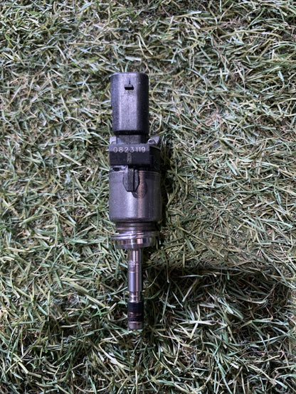 Iniettore Benzina Volkswagen Tiguan 2020 1.5 Benzina 05E906036F
