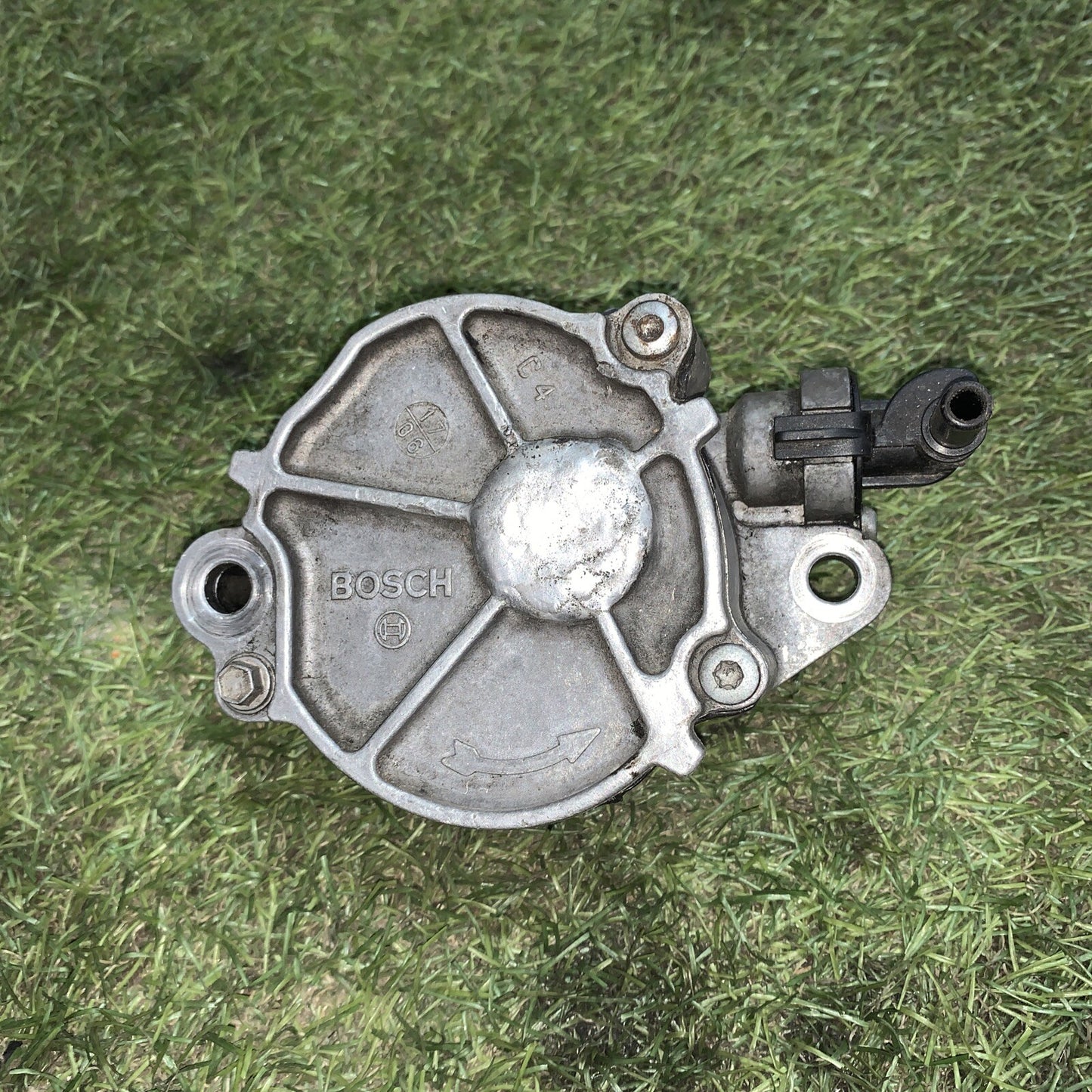 POMPA A VUOTO DEPRESSORE FRENI PEUGEOT 207 1.6 HDI / CITROEN 2006-2015 D1563B