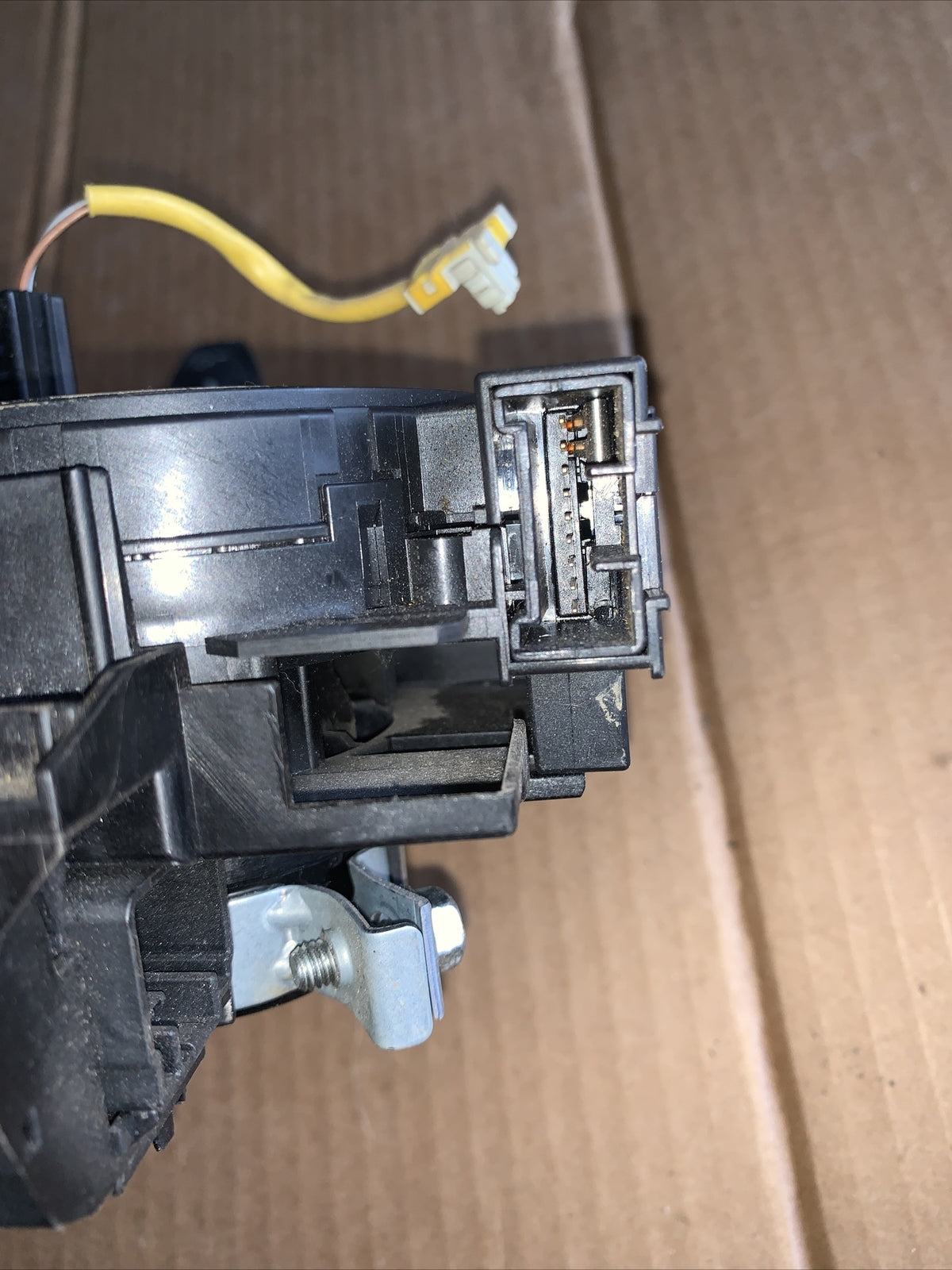 8A6T-13N064-GD DEVIOLUCI CON CONTATTO SPIRALATO FORD FIESTA VI 09/2008>2016