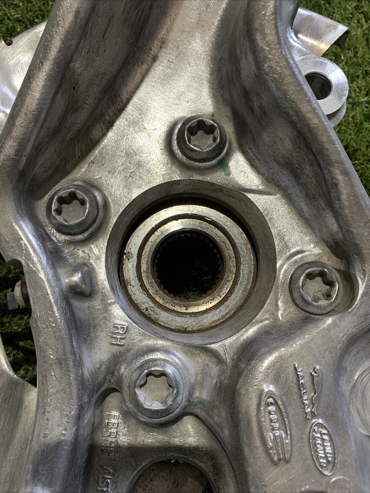 Mozzo Montante Fusello Anteriore Destro Range Rover Velar 2017 HK83-3K185-BC