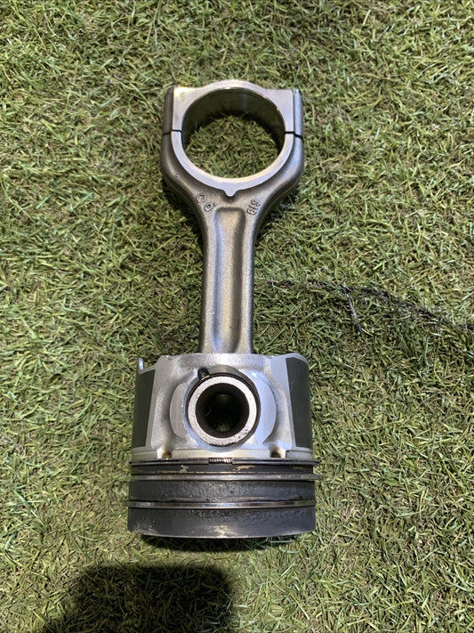 Pistone Motore Ford Fiesta 2018 1.5 Diesel XUJG (1)