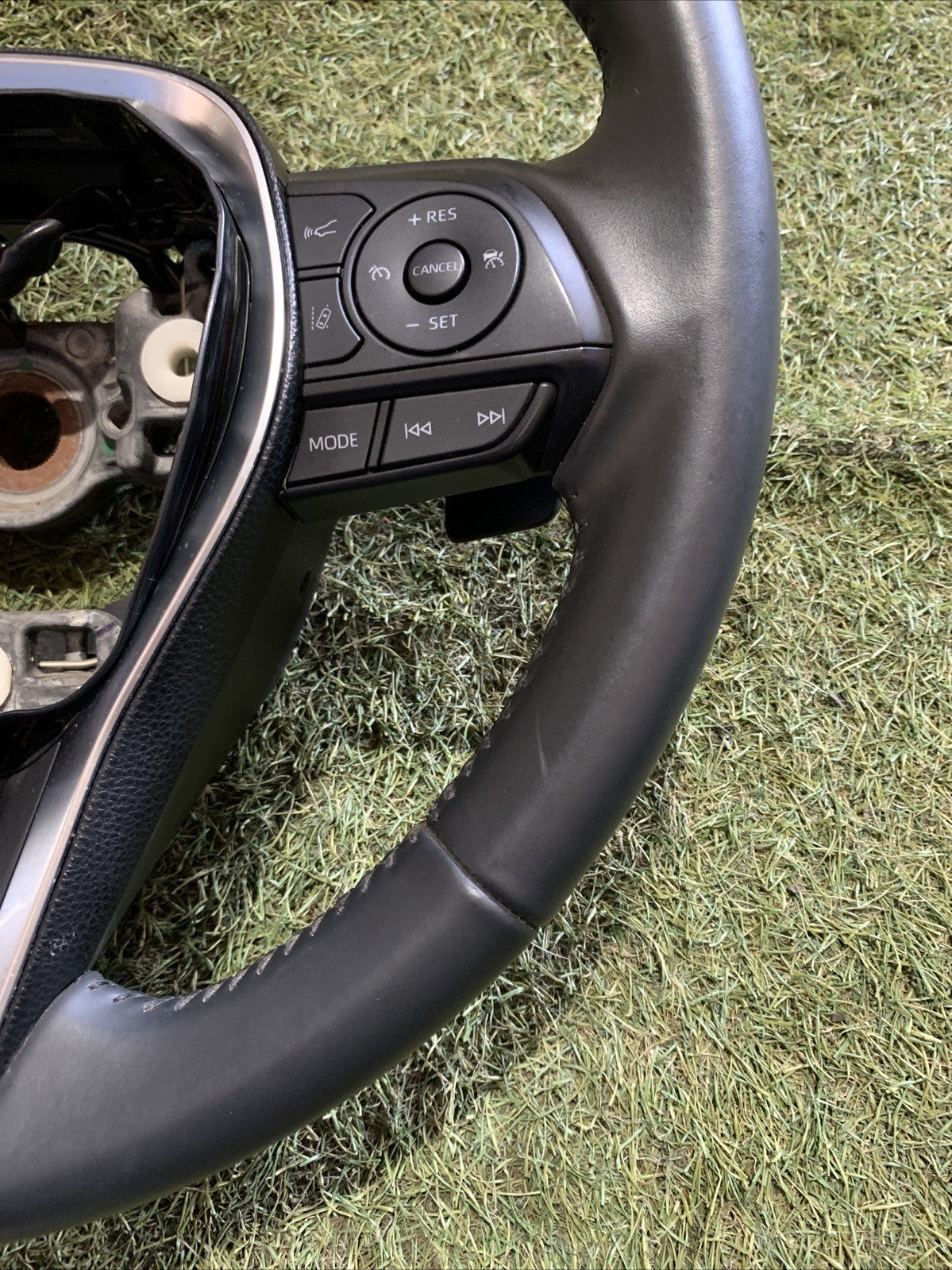 Volante In Pelle Multifunzione Con Paddle Toyota Corolla 2019 45100-0Z230