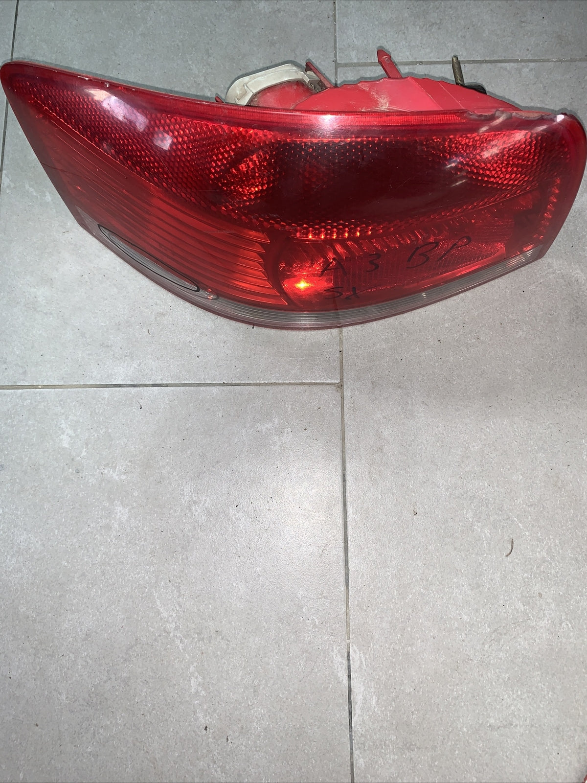 8P0945095 FARO FANALE POSTERIORE SINISTRO AUDI A3 3P