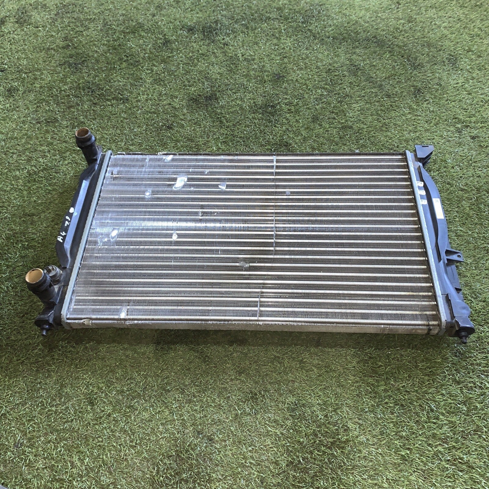 Radiatore Acqua Audì A4 1.9 231537