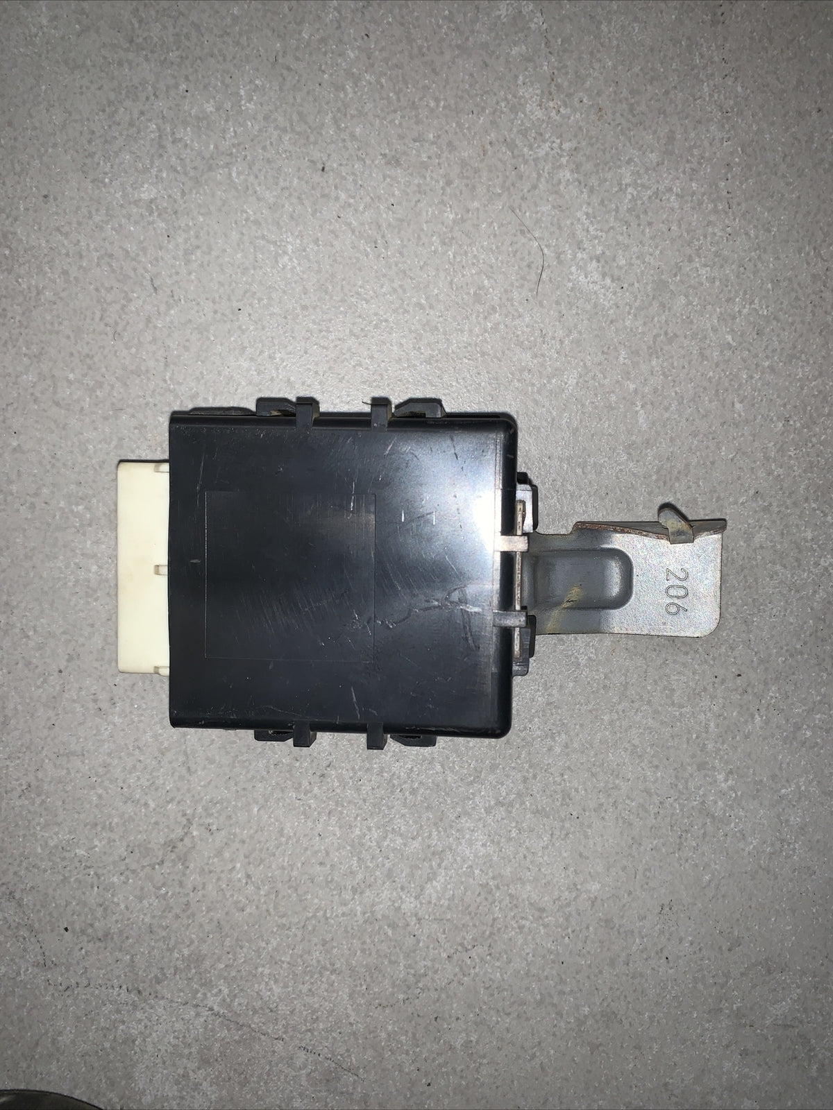 CENTRALINA MODULO COMFORT TOYOTA YARIS 1.0 BENZINA 2014-2017 85940-0D030