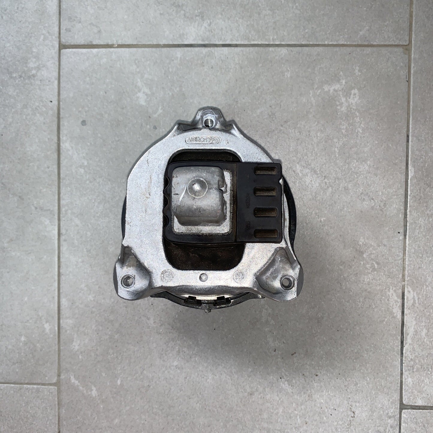 Supporto Motore Lato Destro BMW G30 G31 G32 G11 G12 Xdrive  6860482-04