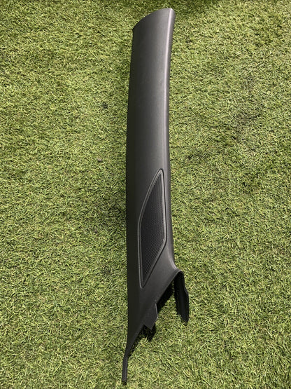 5H0867234K RIVESTIMENTO MONTANTE ANTERIORE LATO DESTRO VOLKSWAGEN GOLF 8R