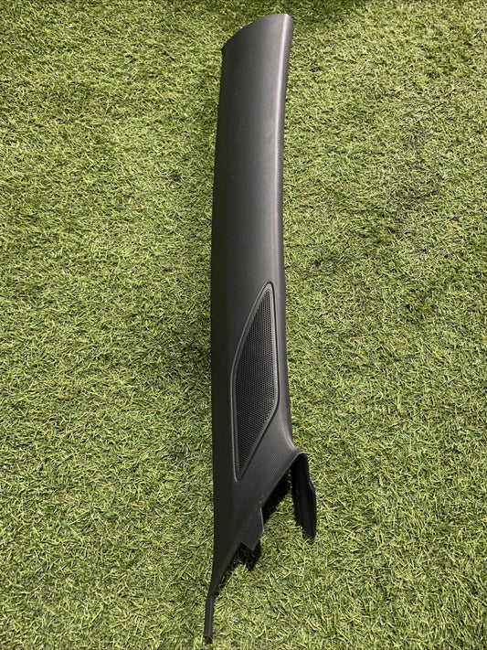 5H0867234K RIVESTIMENTO MONTANTE ANTERIORE LATO DESTRO VOLKSWAGEN GOLF 8R