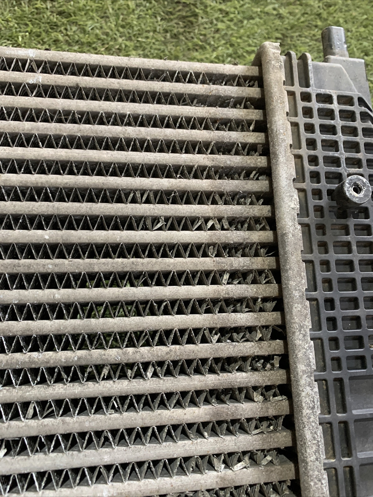 1K0145803AF RADIATORE INTERCOOLER SCAMBIATORE ARIA/ARIA VOLKSWAGEN GOLF 6 1.6 D 