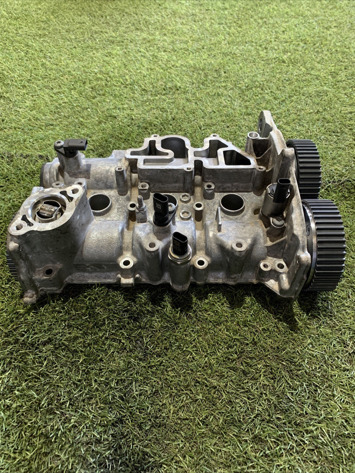 Coperchio Sede Albero A Camme Volkswagen Golf 8 1.0 Benzina 05C103479 Sigla:DLAB