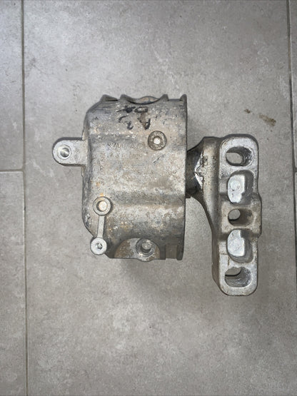 1K0199262AF SUPPORTO SOSTEGNO MOTORE DX Audi A3 8p