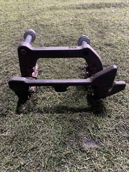 PORTA PINZA FRENO POSTERIORE SINISTRO AUDI A4 (B8) 2015 8K0615425C