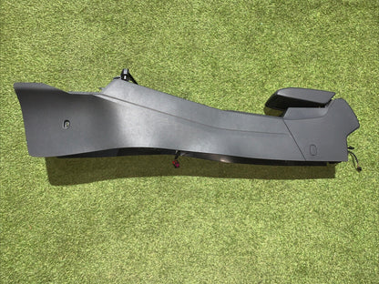 Tunnel Centrale Volkswagen Golf 8R 5H1863241A