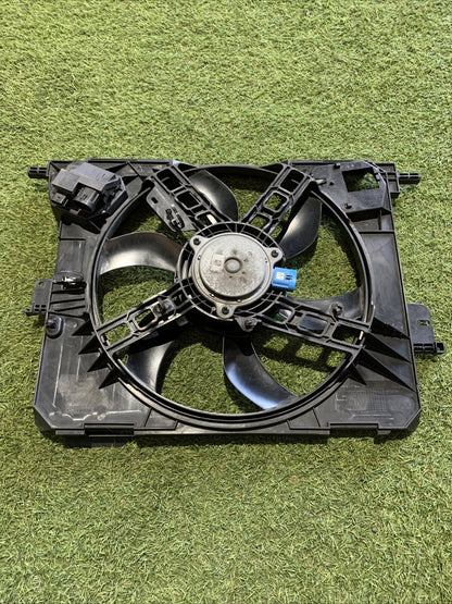 ELETTROVENTOLA RADIATORE RENAULT Twingo III serie 214812232R H4DA4 1.0 BENZINA