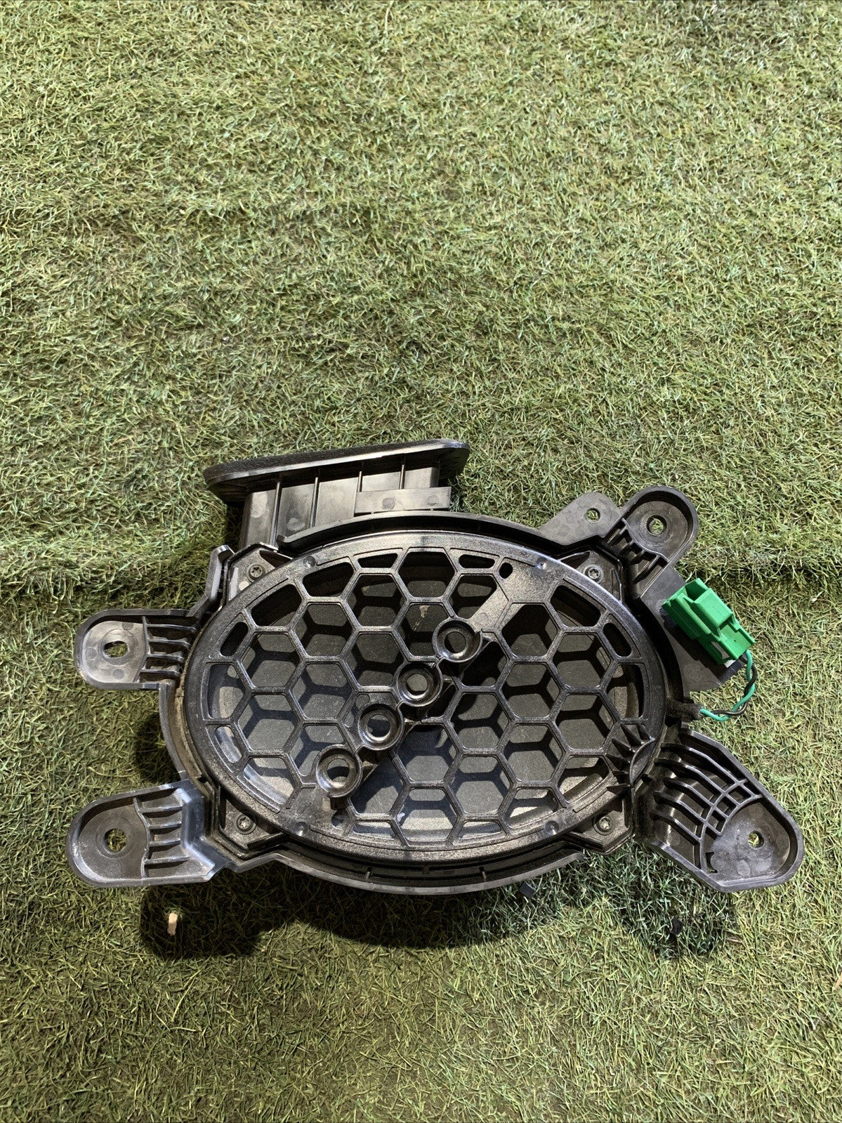 Subwoofer Ford Kuga 2020 LJ6T-19A067-AB