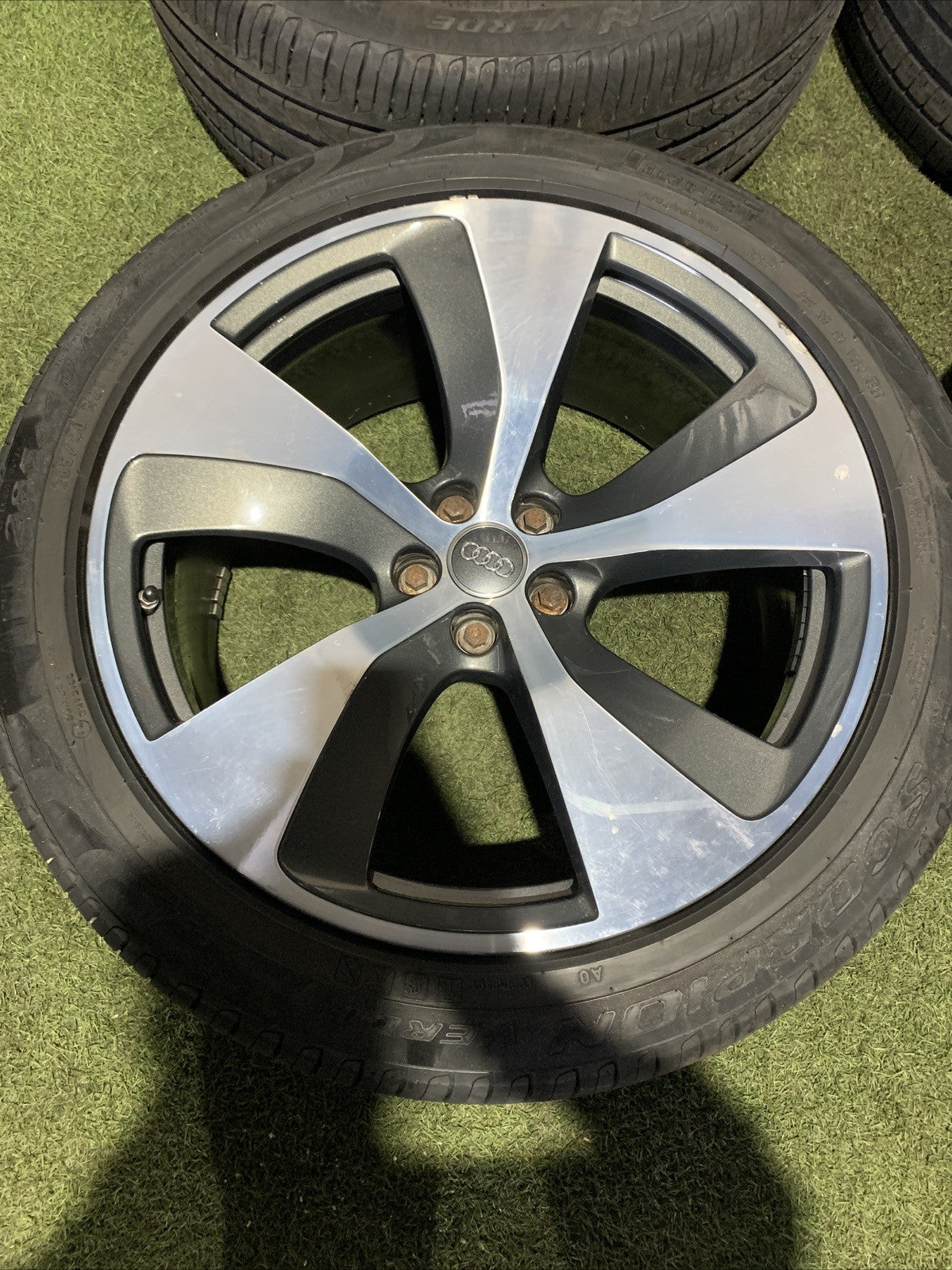 Cerchi In Lega Da 21 Con Gomme Audi Q7 2016 4M0601025E