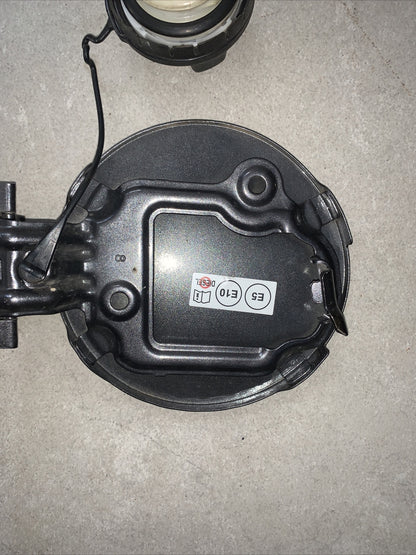 SPORTELLINO TAPPO SPORTELLO SERBATOIO TOYOTA YARIS 1.5 B HYBRID 2018