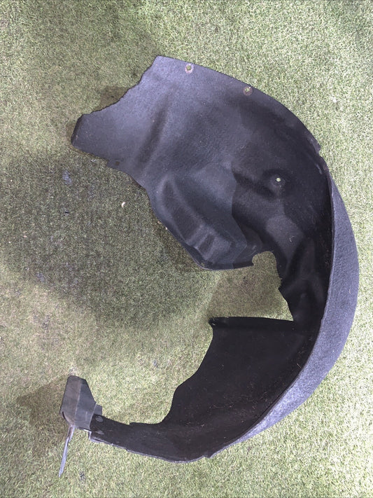 PARASASSI INT. PASSARUOTA POST. DX PER BMW SERIE 1 E81/E87 (07-11) RESTYLING