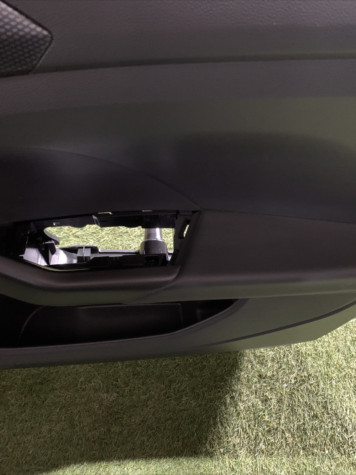 Pannello Porta Interno Anteriore Destro Volkswagen T-Cross 2GM867012B (2)