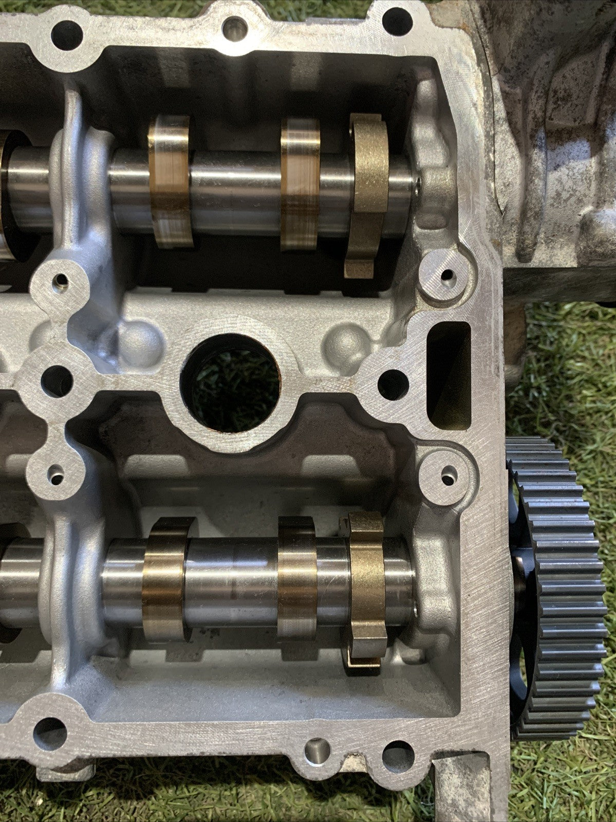 Coperchio Punterie Con Alberi A Camme Volkswagen T-Roc 1.0 Turbo Benzina DKR 