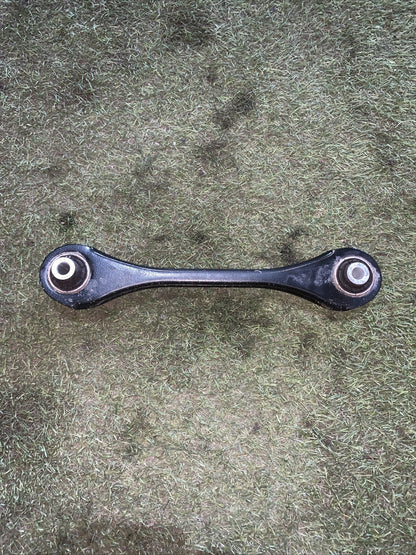 5Q0501529E BRACCIO OSCILLANTE INFERIORE POSTERIORE SINISTRO AUDÌ Q3 2019