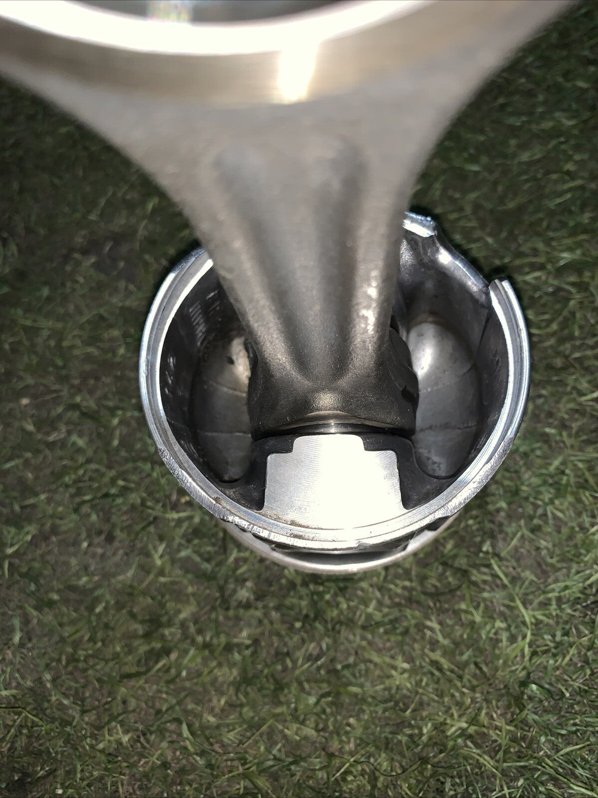 Pistone Con Biella Motore Ford Fiesta 2006 1.4 Diesel 74L53 (2)