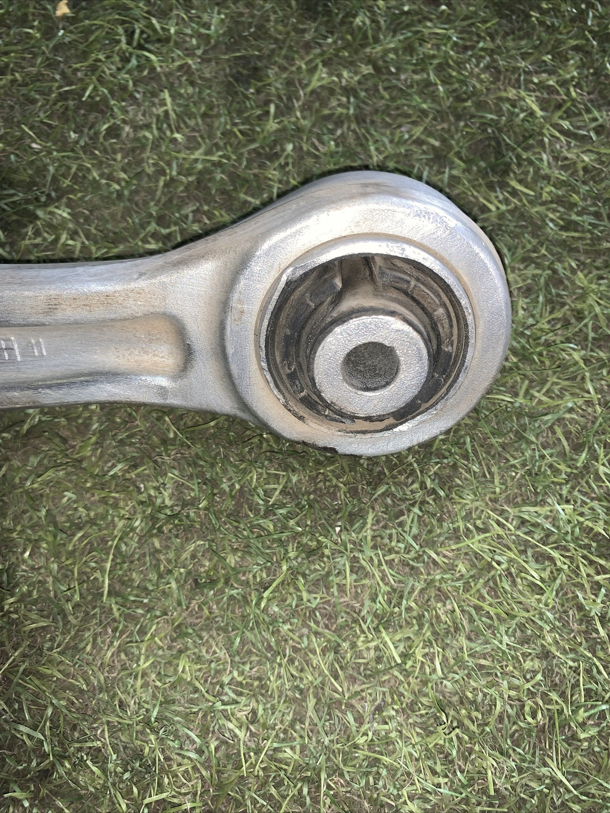 8K0407156B BRACCIO OSCILLANTE INFERIORE ANTERIORE DX AUDI A4 2011 3.0