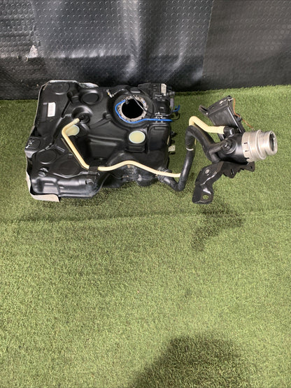 Serbatoio Carburante Audi A3 8V 2.0 Diesel 5Q0201035