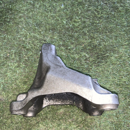 supporto staffa cavalletto di sostegno motore BMW 1.5 DIESEL 6869618-02