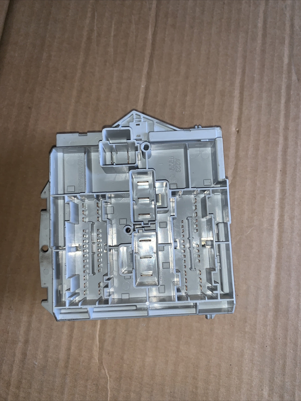 51738102 porta fusibili fiat croma 1.9 d multijet 2005 3358648