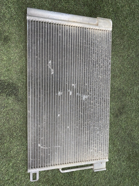 CONDENSATORE ARIA CONDIZIONATA FIAT GRANDE PUNTO 55700406 1.2 BENZINA (2)