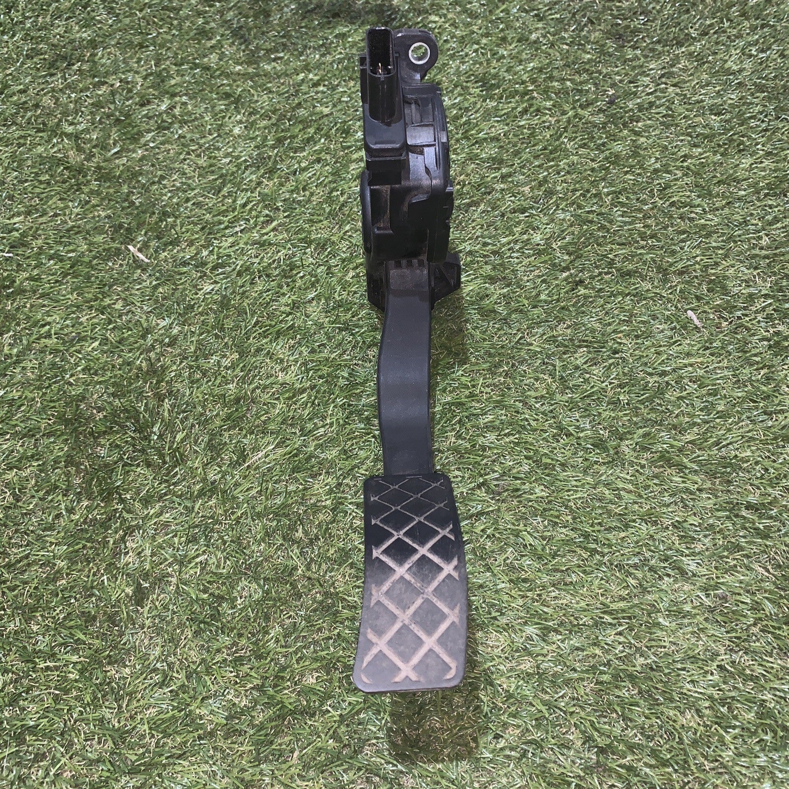 8K1723523 PEDALE ACCELERATORE AUDI A4 Avant (8K5) (0815) 2000 Diesel