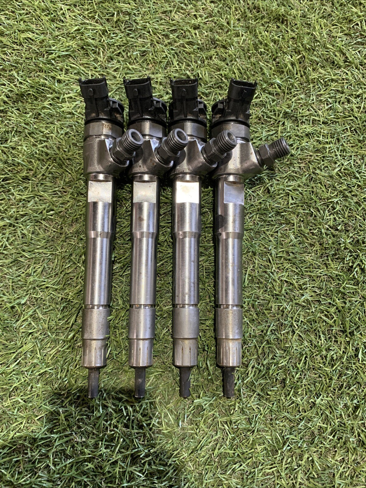 Iniettori Bosch Renault Trafic 2.0 Diesel 0445110939