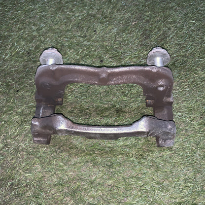 PORTA PINZA FRENO ANTERIORE Destra BMW Serie 1 F40 54/24/307 (19) 1378149