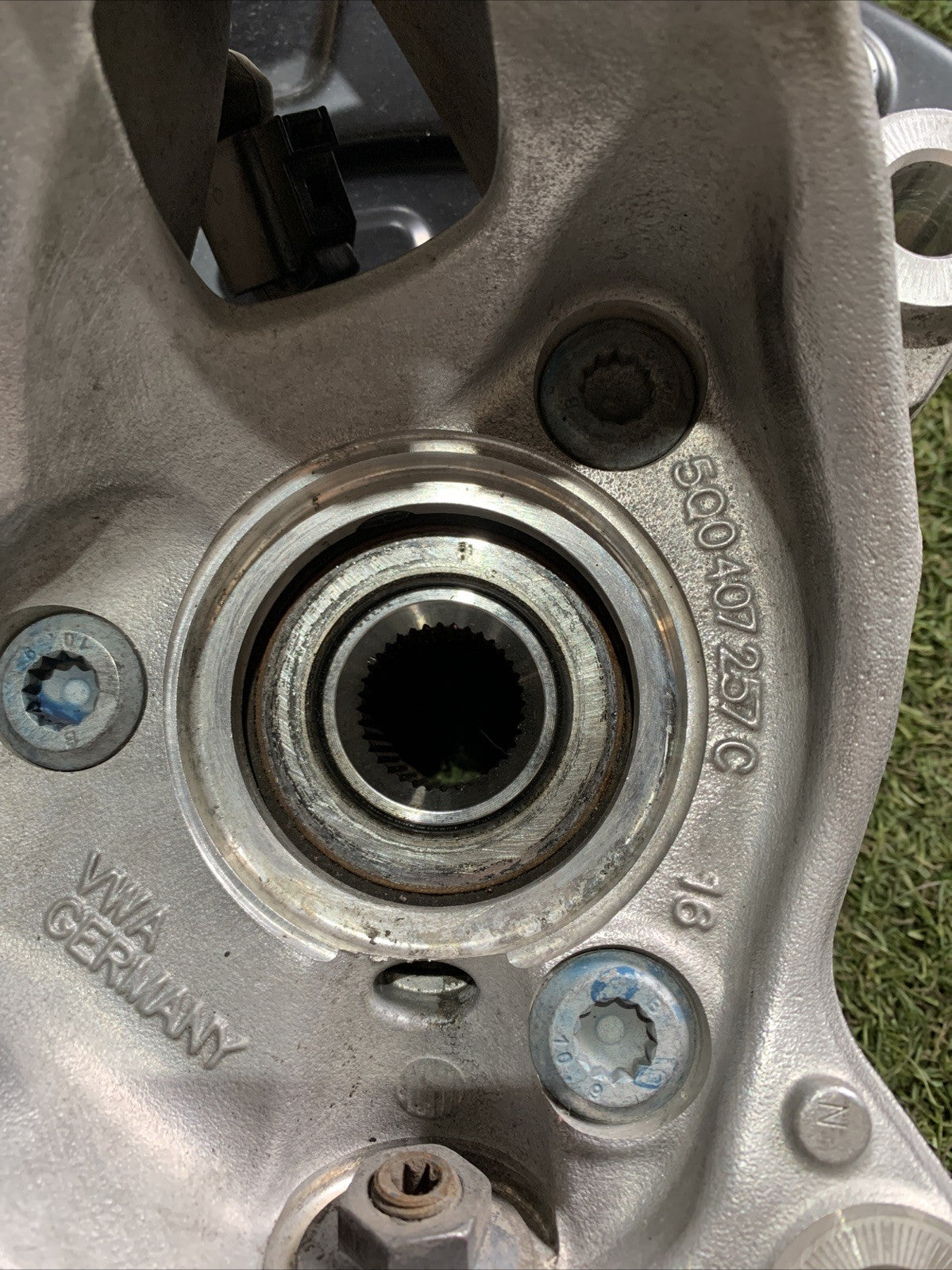 MOZZO MONTANTE FUSELLO ANTERIORE SINISTRO VOLKSWAGEN TIGUAN 2017 1.6 DIESEL