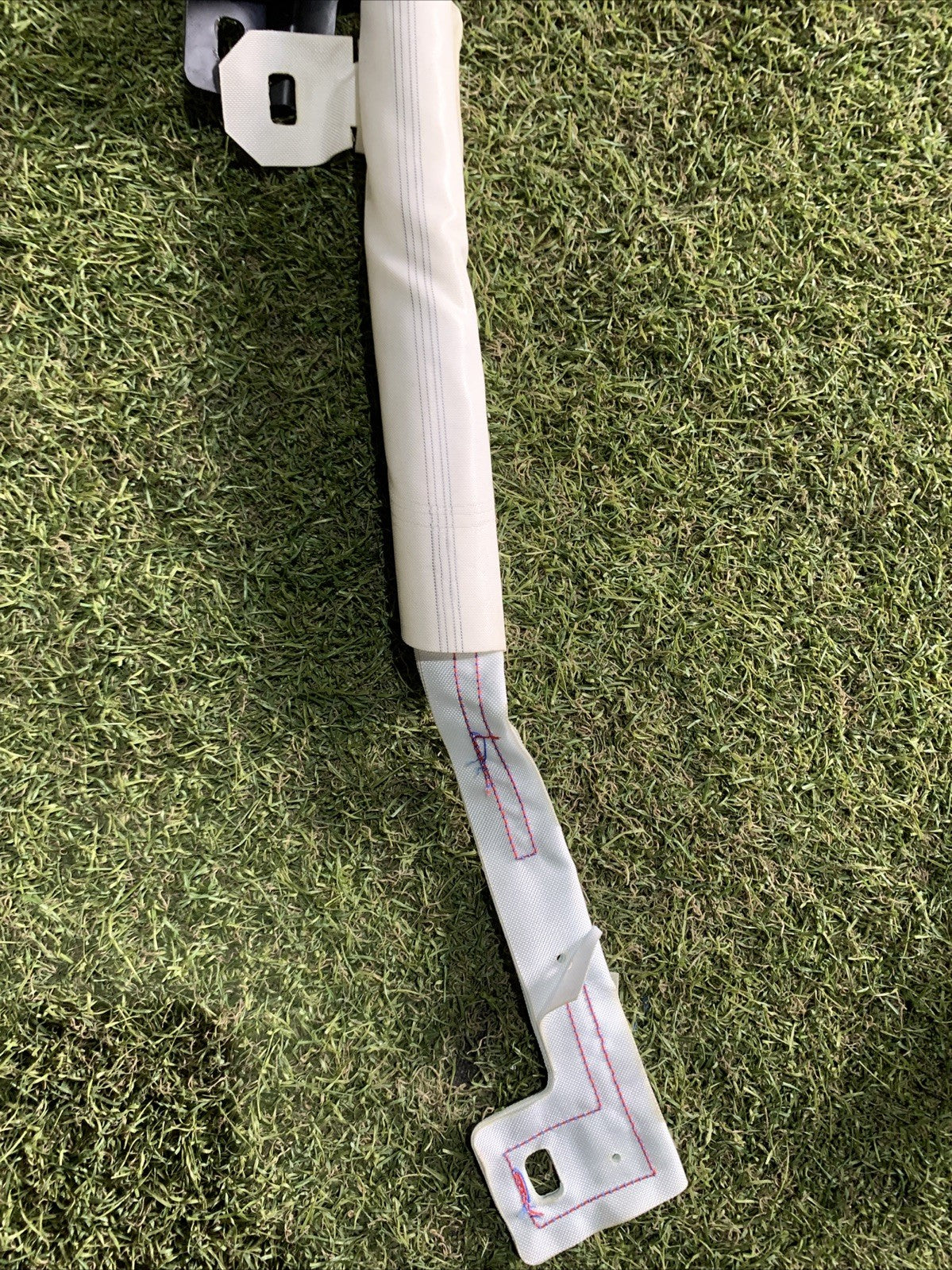 AIRBAG A TENDINA DESTRO DX PER TOYOTA C-HR Ibrida 62170F4010 (16 23) (2)