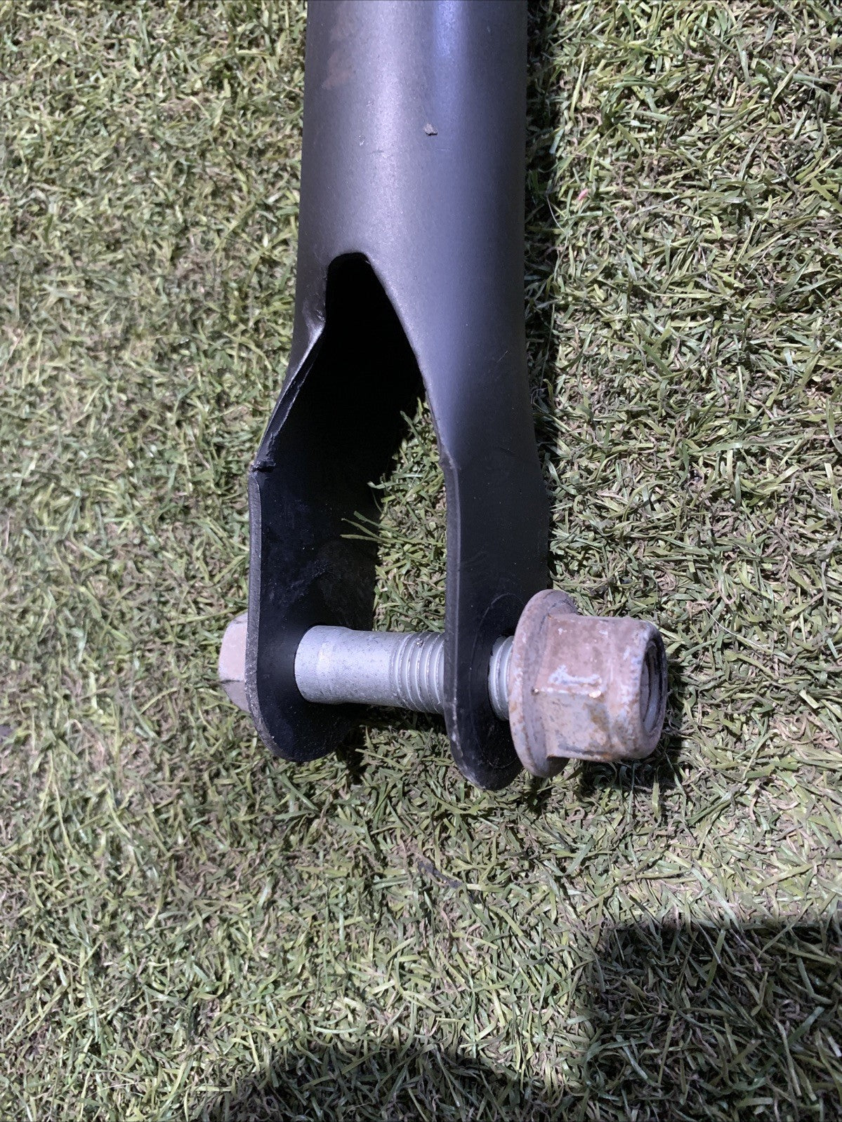 LR001176 BRACCIO OSCILLANTE LONGITUDINALE POSTERIORE SINISTRO RANGE ROVER EVOQUE