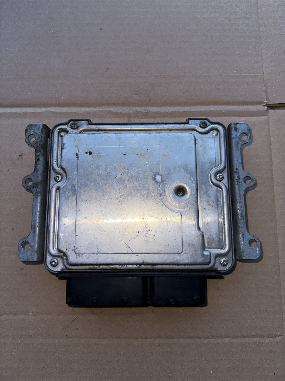 CENTRALINA MOTORE ALFA ROMEO 147 ANNO 2005 1.9. JTD / 16 valvole