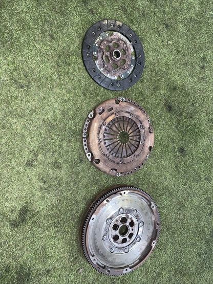 Kit Volano E Frizione Volkswagen T-Cross 1.0 Benzina 6 Marce 04C141025R