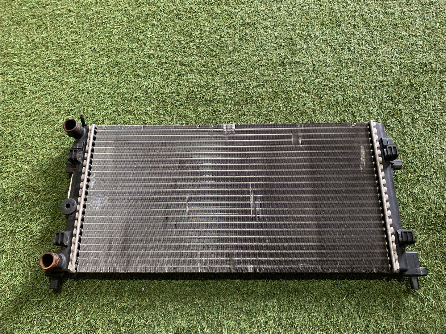 Radiatore Acqua Audi A1 2010 1.6 Diesel 6R0121253